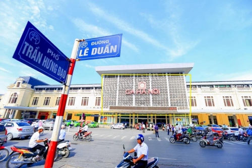 Khách sạn gần Ga Hà Nội I Ga Trần Quý Cáp I Phòng khách sạn 3 sao giá rẻ.
